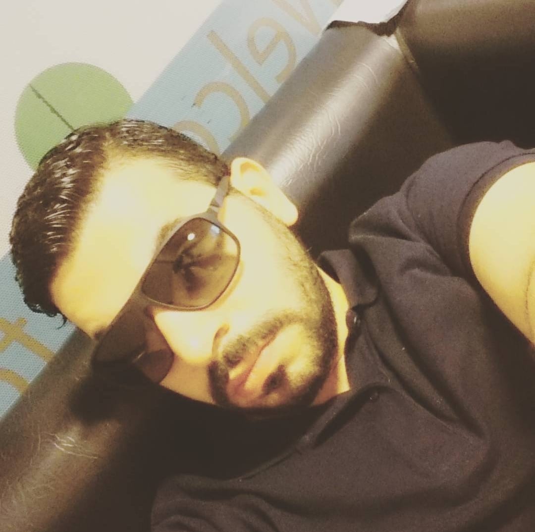 Ahmed Ra_oB2dJ