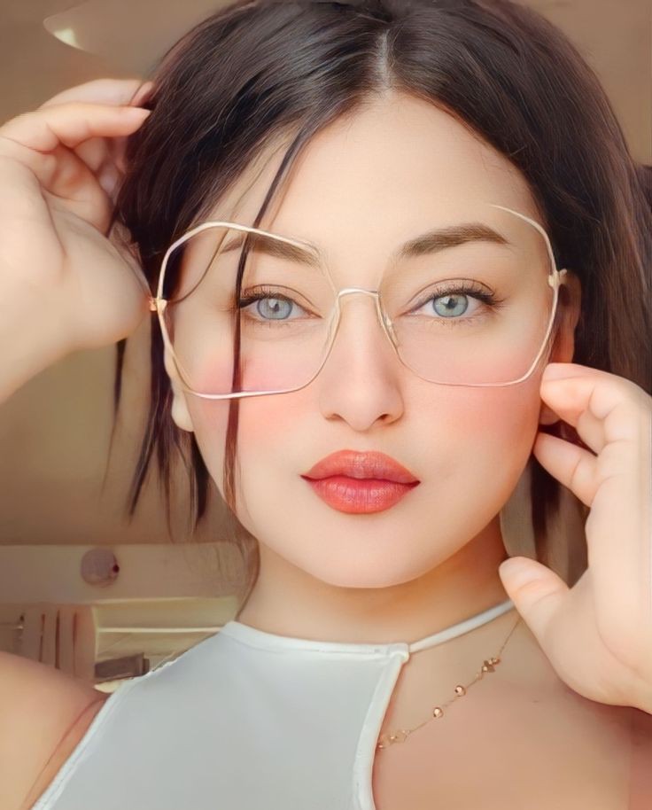 aya MyM_h7xUZ
